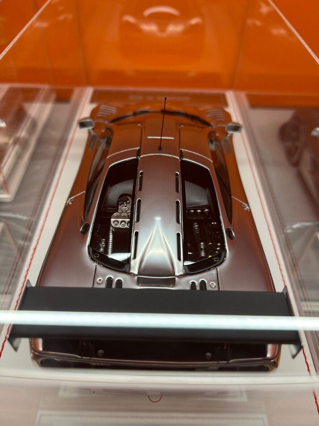 McLaren F1 GTR (Chrome) [Davis & Giovanni] 1/18 scale