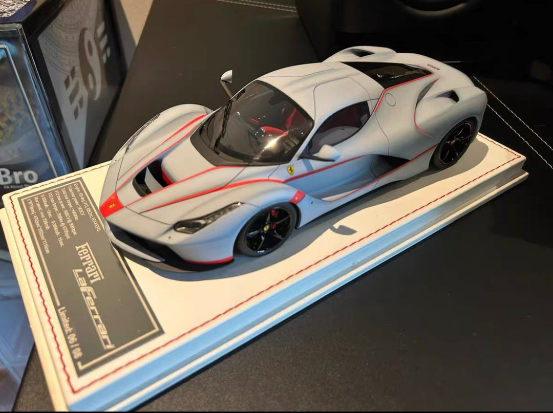 Ferrari LaFerrari (Matte Military Gray/ China) [Davis & Giovanni] 1:18 scale