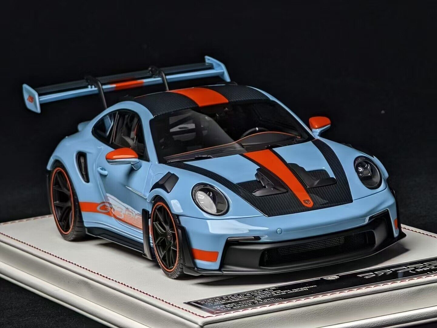 ポルシェ911 GT3 RS Porsche 911 GT3 RS (Blue /Carbon/ Orange) [Davis & Giovanni] 1/18 scal