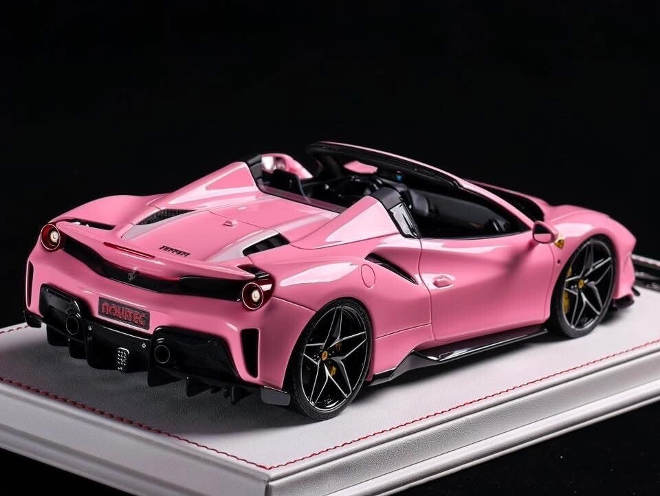 Ferrari 488 Pista Spider NOVITEC (Pink) [Davis & Giovanni] 1:18 scale
