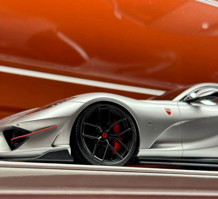 Ferrari 812 Superfast SVR (Silver) [Davis & Giovanni] 1/18 scale