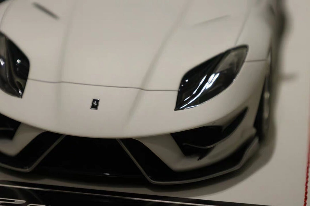 Ferrari 812 Superfast SVR (Matte White) [Davis & Giovanni] 1:18 scale