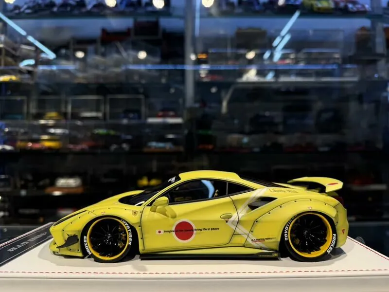 Ferrari 488 GTB LBWK (Matt Yellow Zero Fighter) [Davis & Giovanni] 1/18 scale