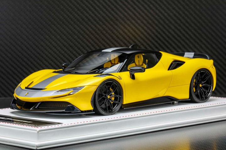 Ferrari SF90 Stradale NOVITEC (Yellow/ Gray) [Davis & Giovanni] 1:18 scale