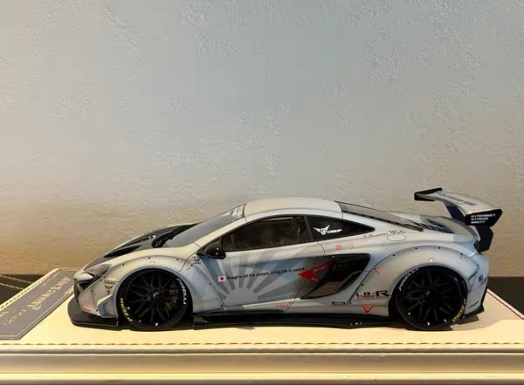 McLaren 650S LBWK (Matte Military Gray) [Davis & Giovanni] 1:18 scale