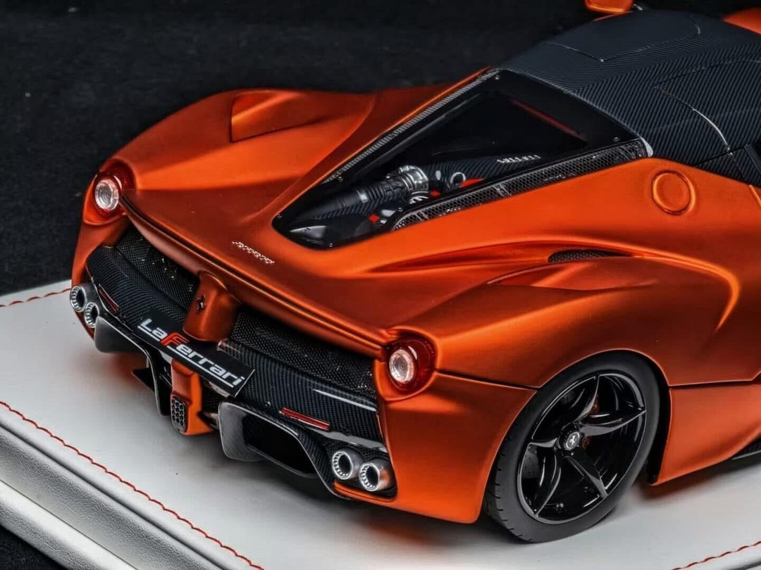 Ferrari LaFerrari (Matt Chrome Orange/ Carbon) [Davis & Giovanni] 1/18 scale