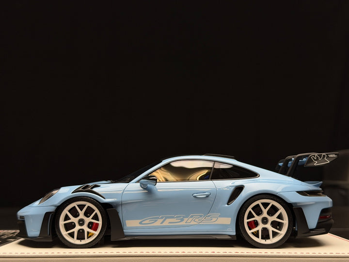 Porsche 911 GT3 RS (Baby Blue) [Davis & Giovanni] 1:18 scale