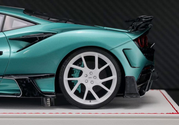 Ferrari F8XX Mansory (Ice Blue/ White) [Davis & Giovanni] 1:18 scale