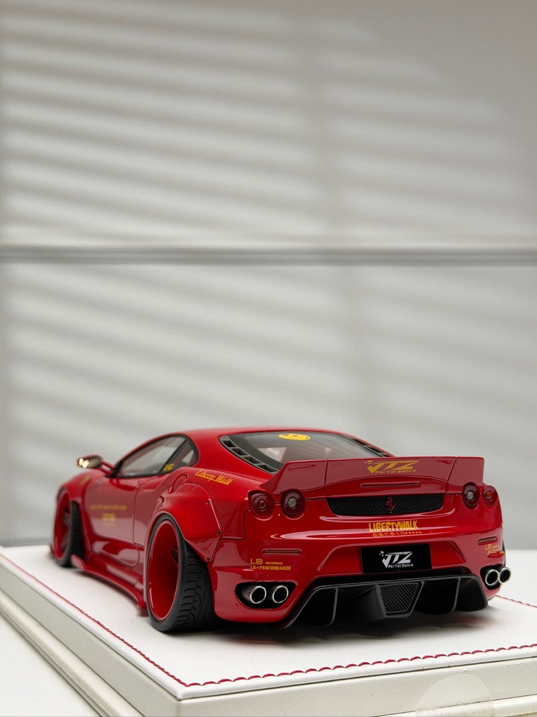 Ferrari F430 LBWK (Red) [Davis & Giovanni] 1/18 scale