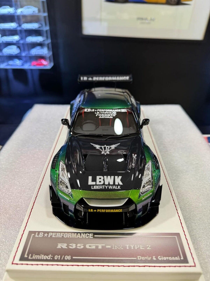 Nissan GTR R-35 Type 2 LBWK (Metallic Green) [Davis & Giovanni] 1/18 scale