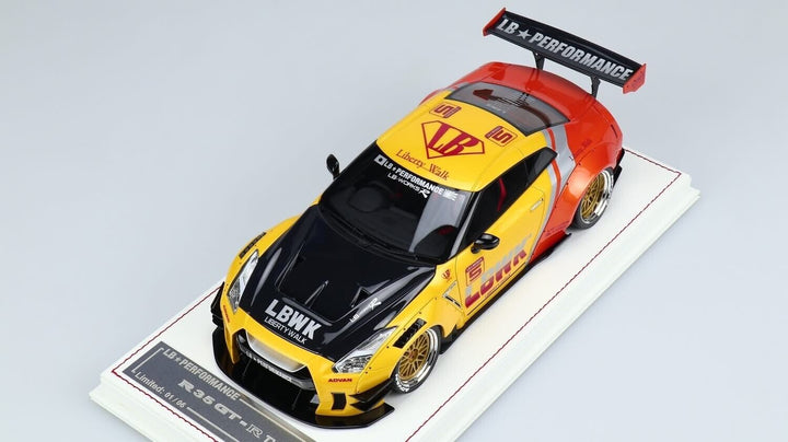 Nissan GTR R-35 Type 2 LBWK (Gloss Yellow/ Red) [Davis & Giovanni] 1/18 scale