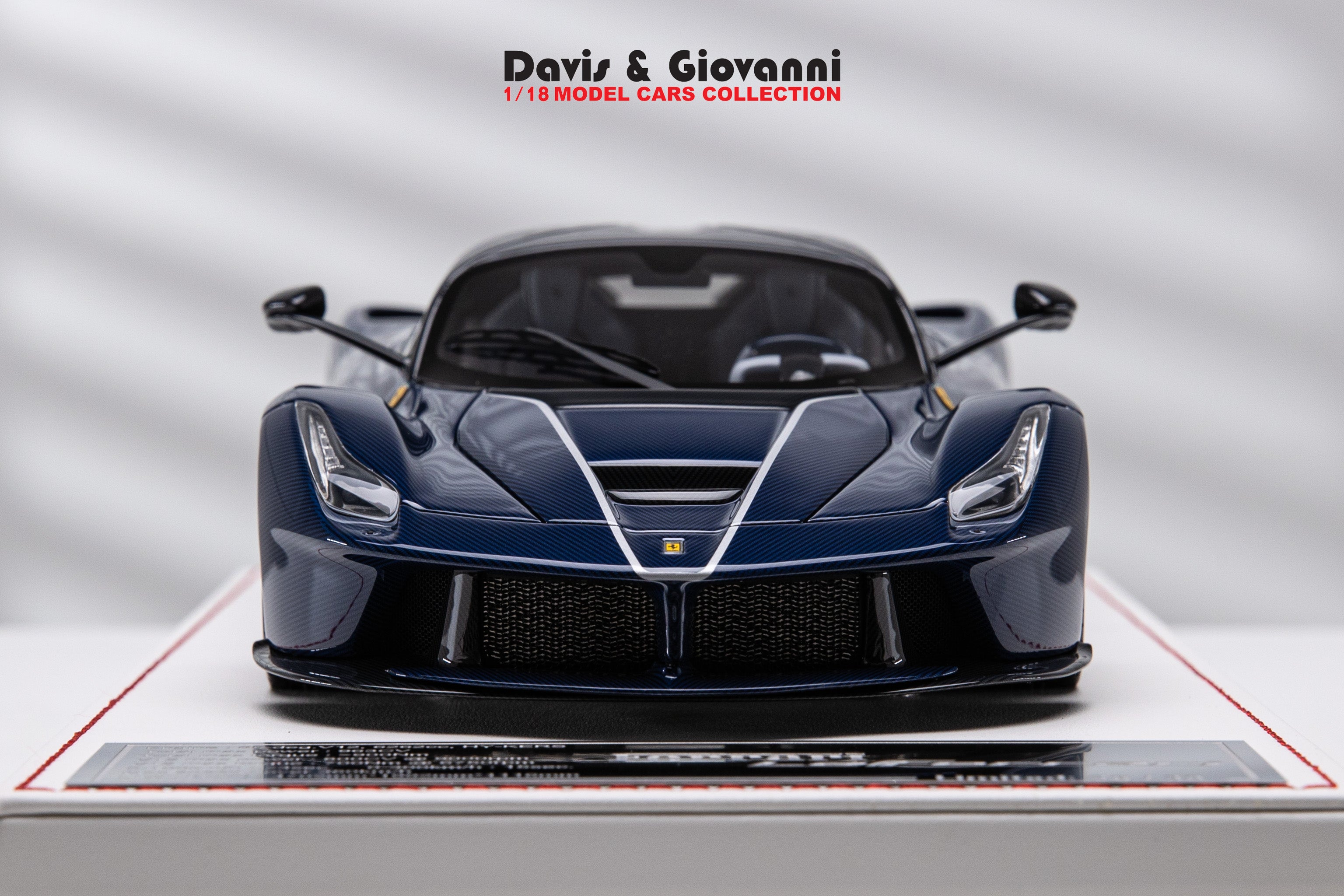 Ferrari LaFerrari (Blue Carbon Fiber) [Davis & Giovanni] 1/18 scale