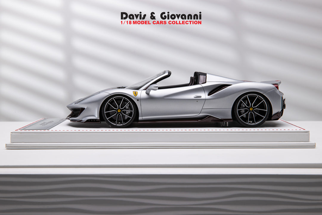 Ferrari 488 Pista Spider NOVITEC (Silver/ Red stripe) [Davis & Giovanni] 1/18 scale