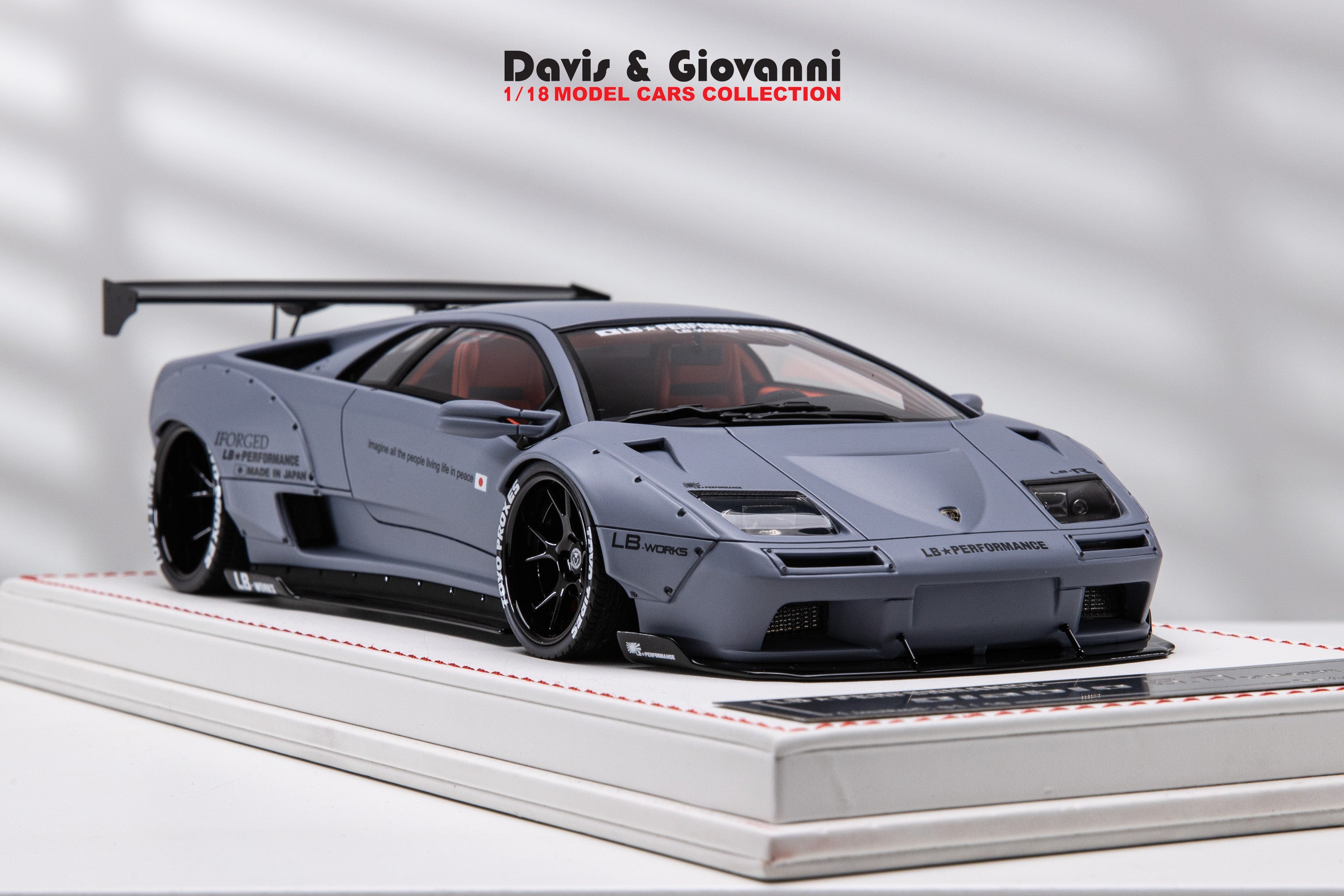 Lamborghini Diablo 6.0 LBWK (Matte Gray) [Davis & Giovanni] 1/18 scale