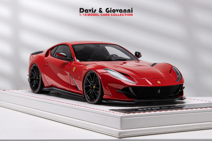 Ferrari 812 Superfast NOVITEC (Rosso Corsa) [Davis & Giovanni] 1/18 scale