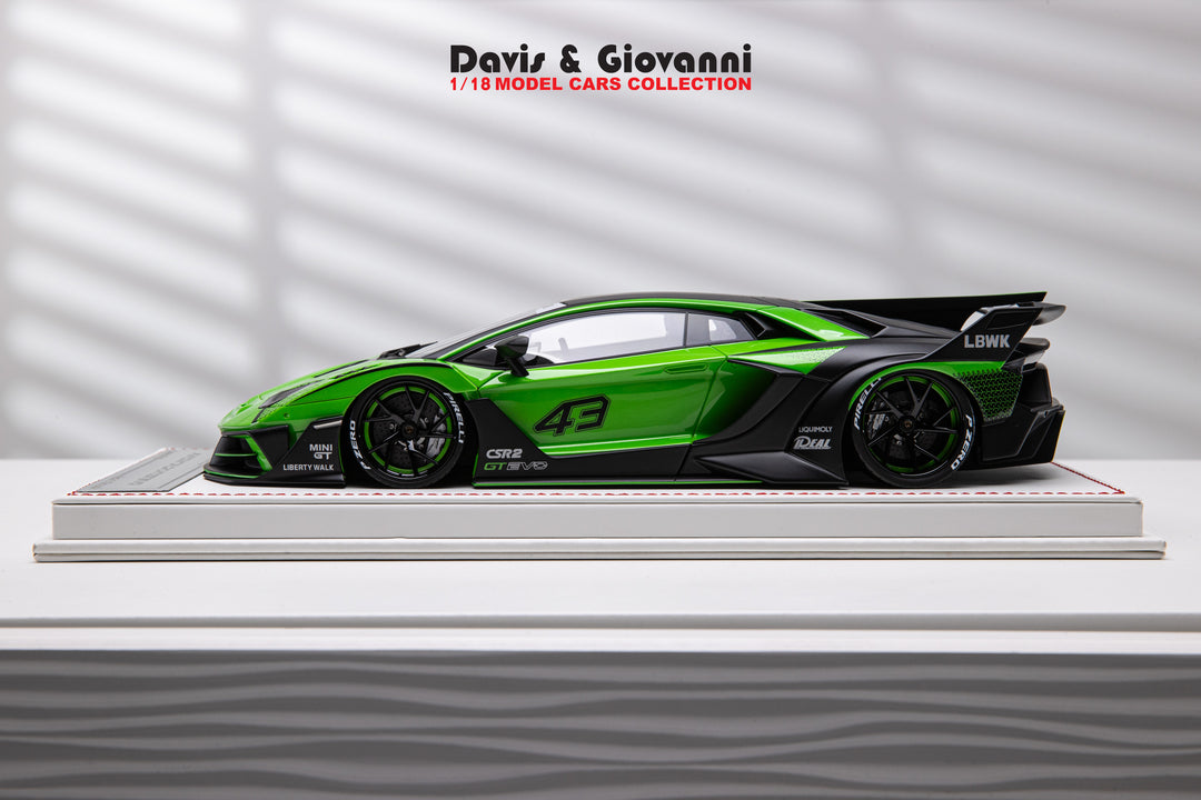 Lamborghini Aventador GT EVO LBWK (Green/Black) [Davis & Giovanni] 1/18 scale