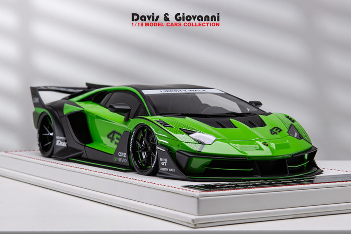 Lamborghini Aventador GT EVO LBWK (Green/Black) [Davis & Giovanni] 1/18 scale