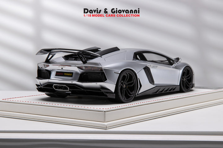Lamborghini Aventador LBWK (Chrome Silver) [Davis & Giovanni] 1/18 scale