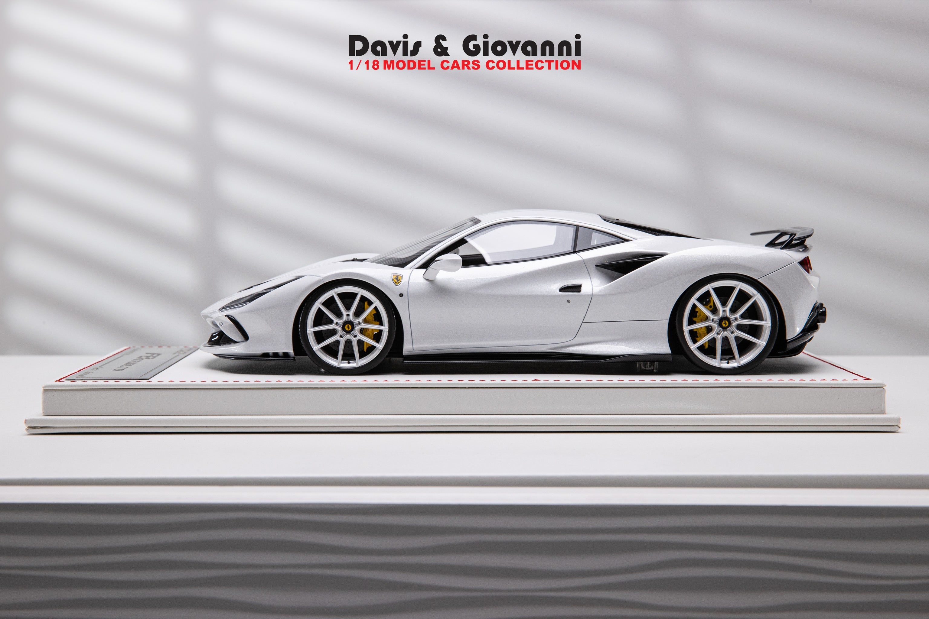 Ferrari F8 Tributo NOVITEC (Pearl White) [Davis & Giovanni] 1/18 scale