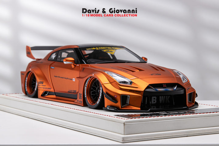 Nissan R35 GT-RR LBWK (Matt Metallic Orange) [Davis & Giovanni] 1/18 scale