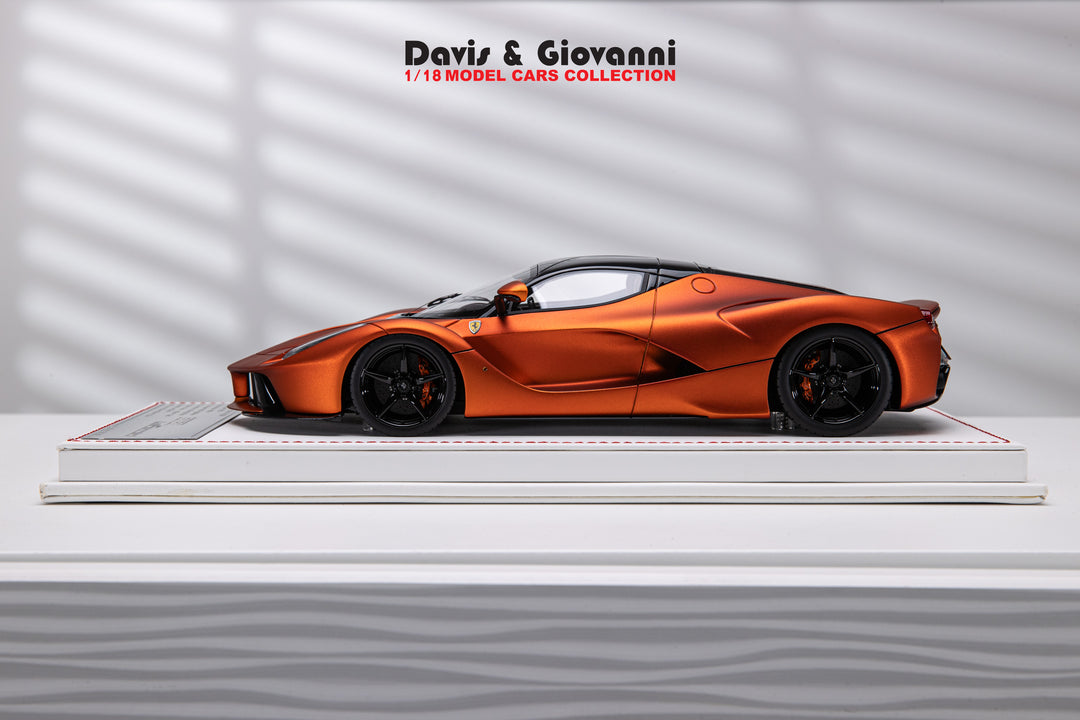 Ferrari LaFerrari (Matt Chrome Orange) [Davis & Giovanni] 1:18
