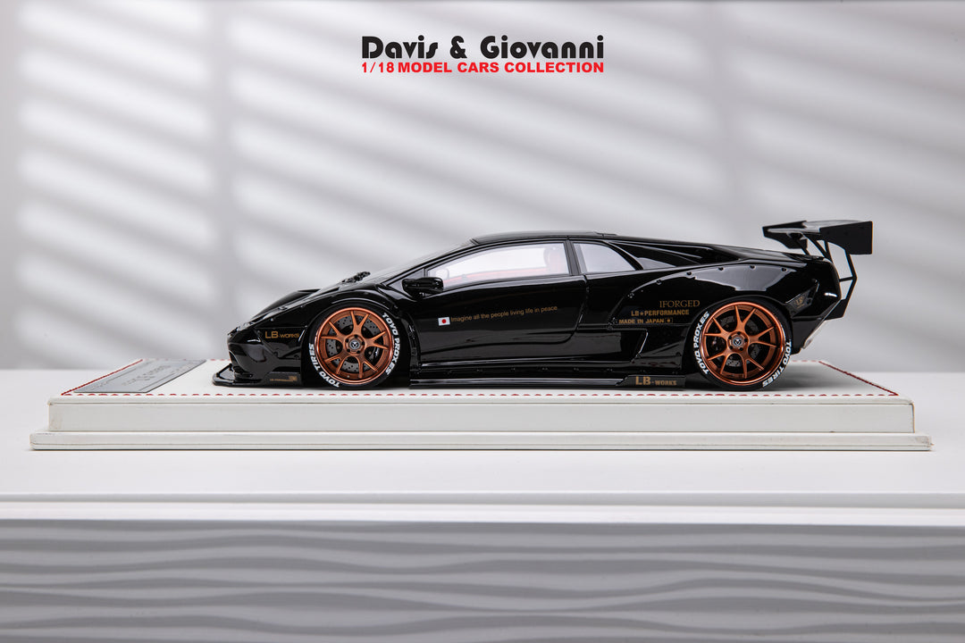 Lamborghini Diablo 6.0 LBWK (Black Gloss) [Davis & Giovanni] 1/18 scale