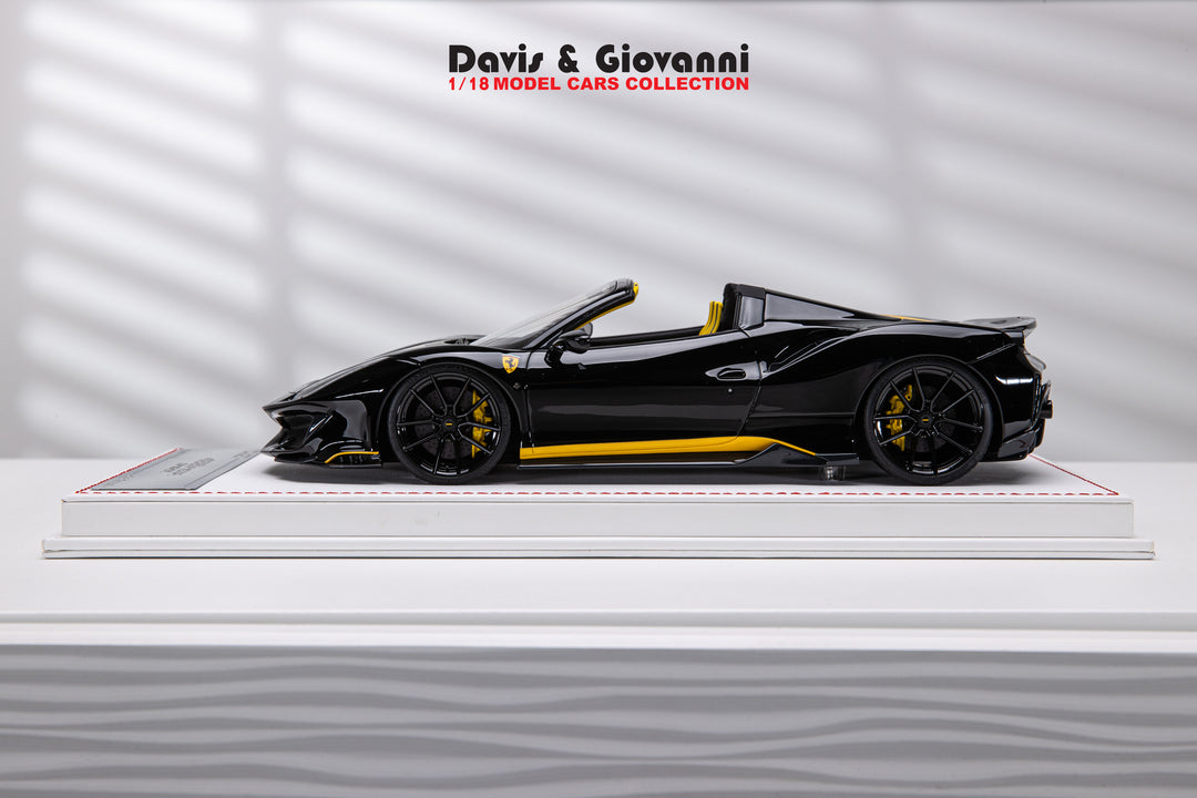 Ferrari 488 Pista Spider NOVITEC (Black/ Yellow) [Davis & Giovanni] 1/18 scale