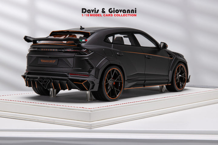 Lamborghini Urus Mansory (Exposed Carbon Fiber) [Davis & Giovanni] 1/18 scale