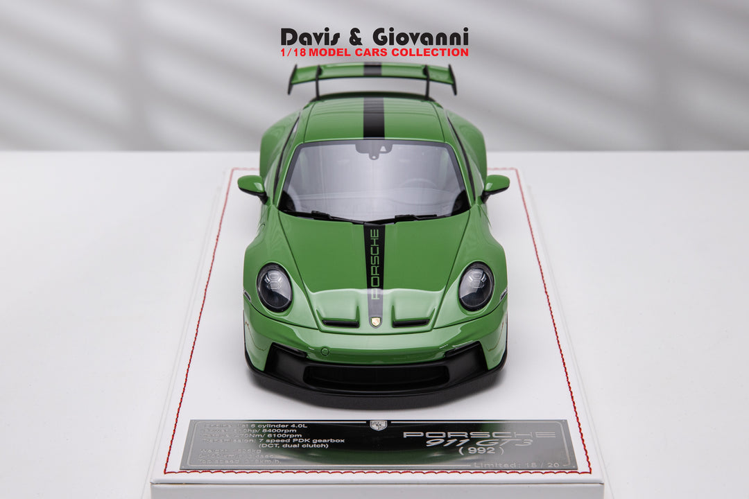 Porsche 911 GT3 (Green) [Davis & Giovanni] 1/18 scale