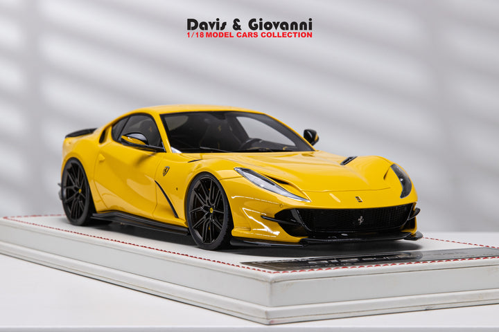 Ferrari 812 Superfast NOVITEC (Yellow) [Davis & Giovanni] 1/18 scale
