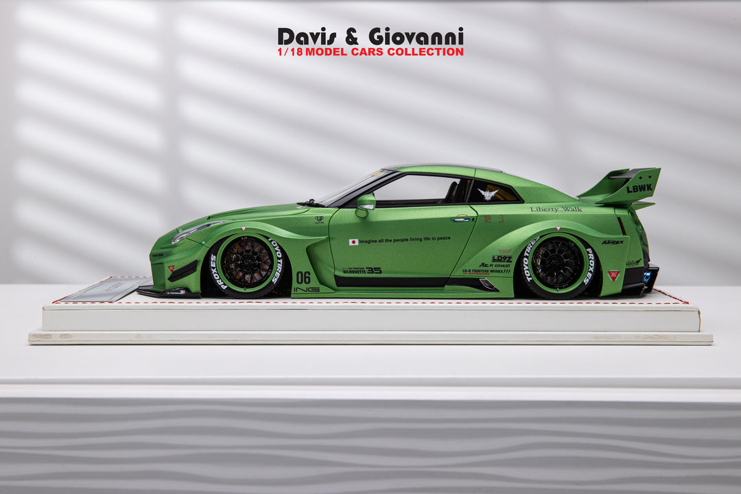 Nissan R35 GT-RR LBWK (Matt Green) [Davis & Giovanni] 1/18 scale