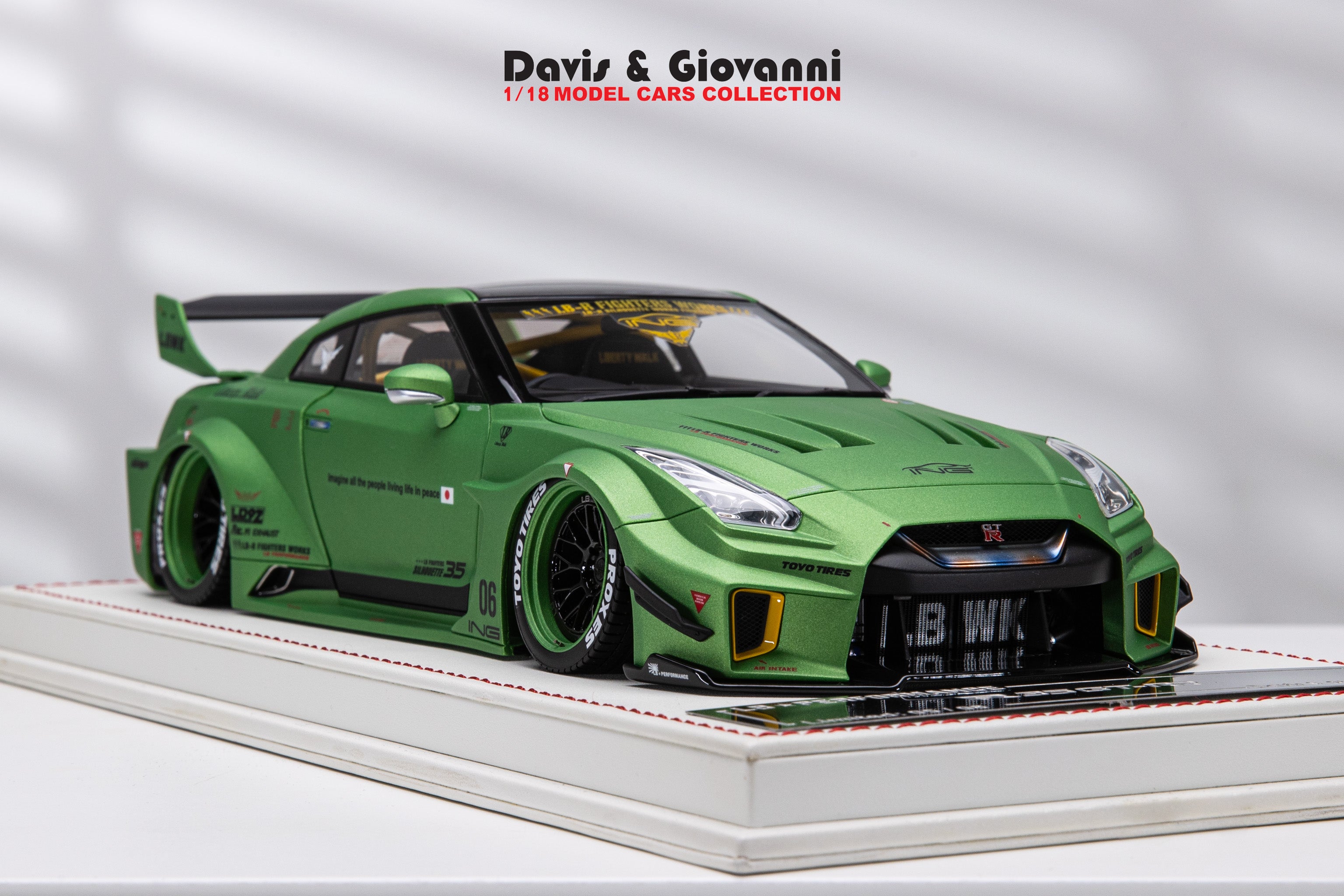 Nissan R35 GT-RR LBWK (Matt Green) [Davis & Giovanni] 1/18 scale