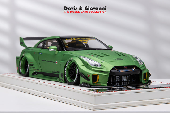 Nissan R35 GT-RR LBWK (Matt Green) [Davis & Giovanni] 1/18 scale
