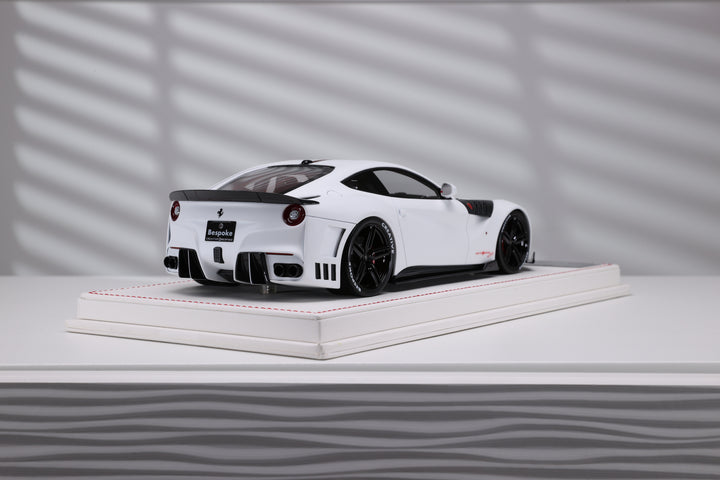 Ferrari F12 Berlinetta SVR (Pearl White) [Davis & Giovanni] 1/18 scale