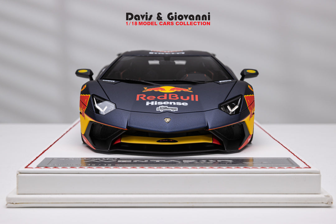 Lamborghini Aventador LP750-4 SV (RedBull) [Davis & Giovanni] 1:18 Scale