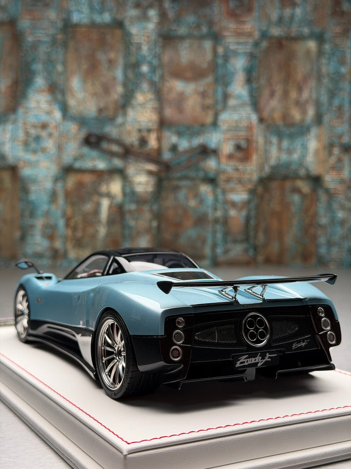 Pagani Zonda F (Azurro Tethys) [Davis & Giovanni] 1:18 scale